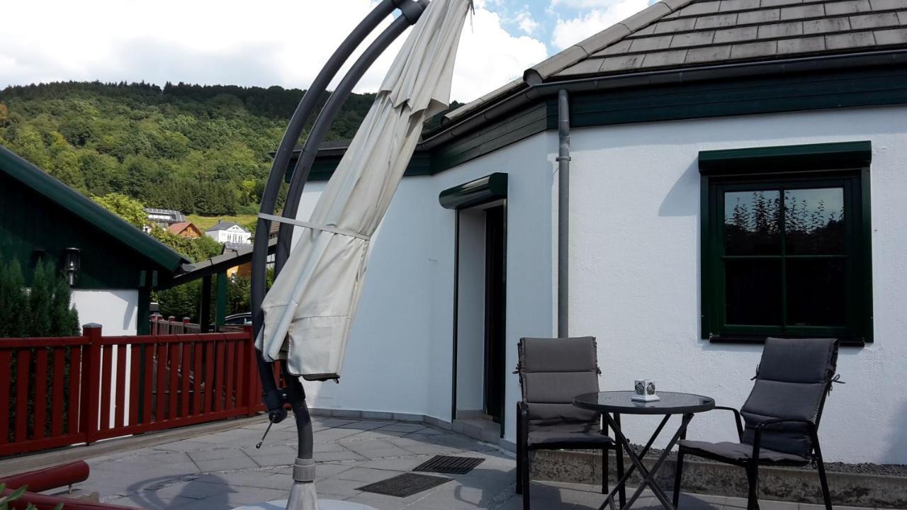 Vivanatura Eifelferienhaus Einruhr Exterior photo